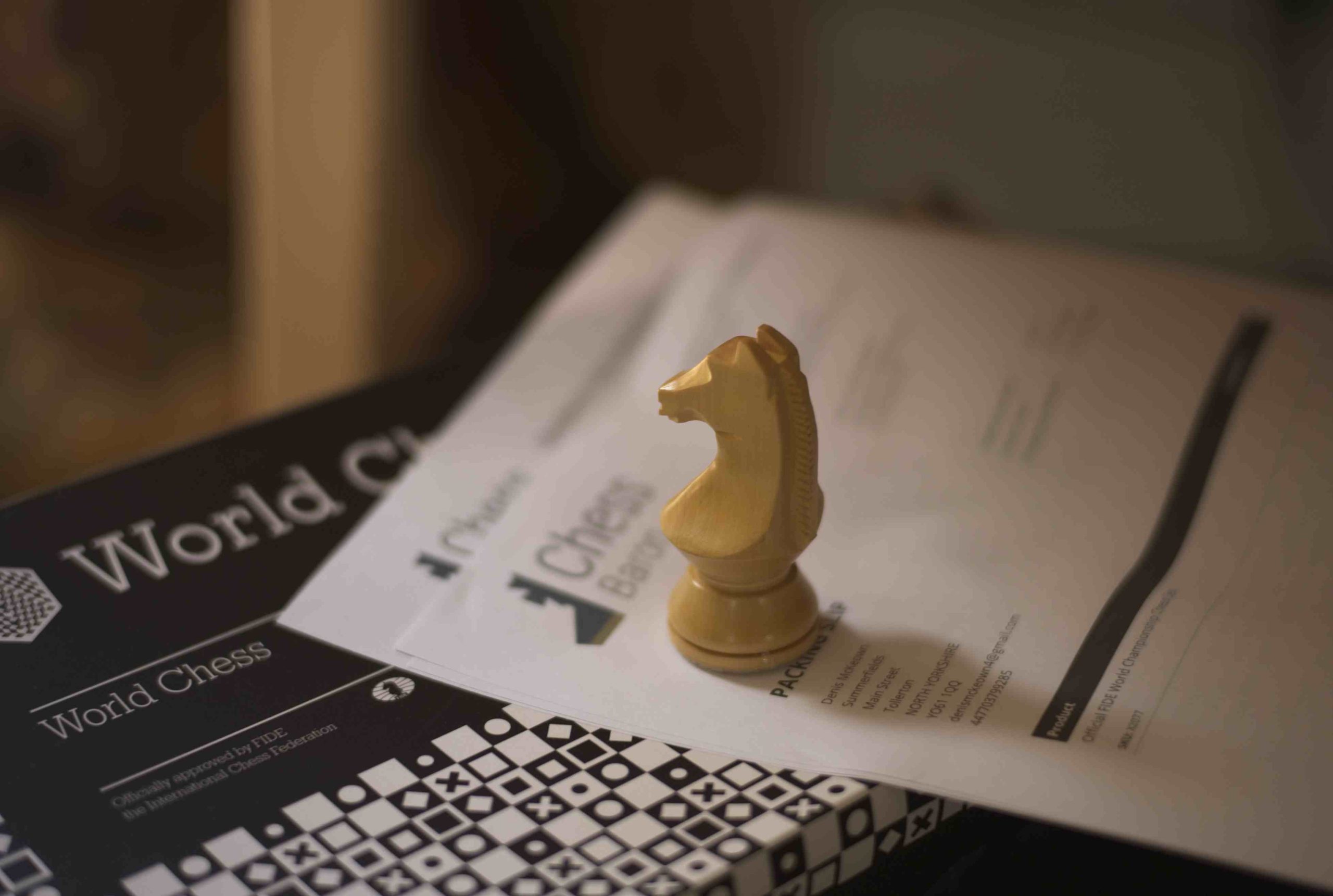 Official FIDE World Championship Chess Set - Image 13