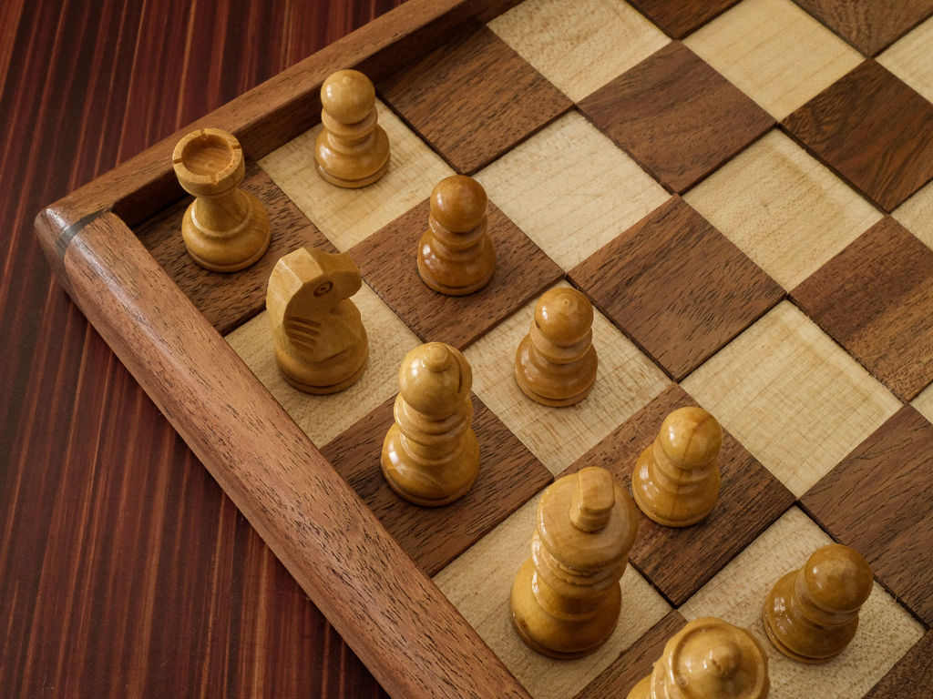 Brown Wooden Chess Board Set, 10inch