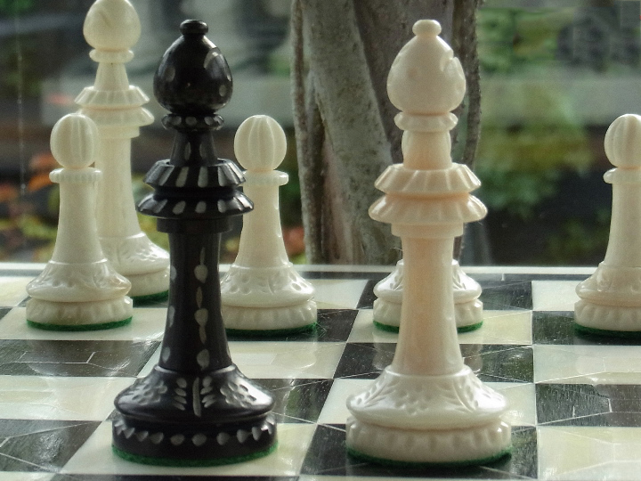 Thick Leather Chess Case, Mat and Chess Pieces all Included - ChessBaron  Chess Sets - 01278 426100