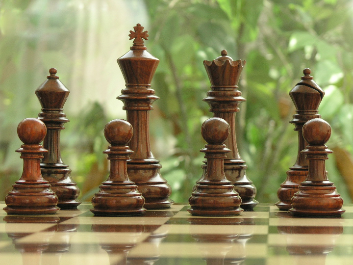 Chess and king: (a) chessboard with pieces and (b) chessboard with