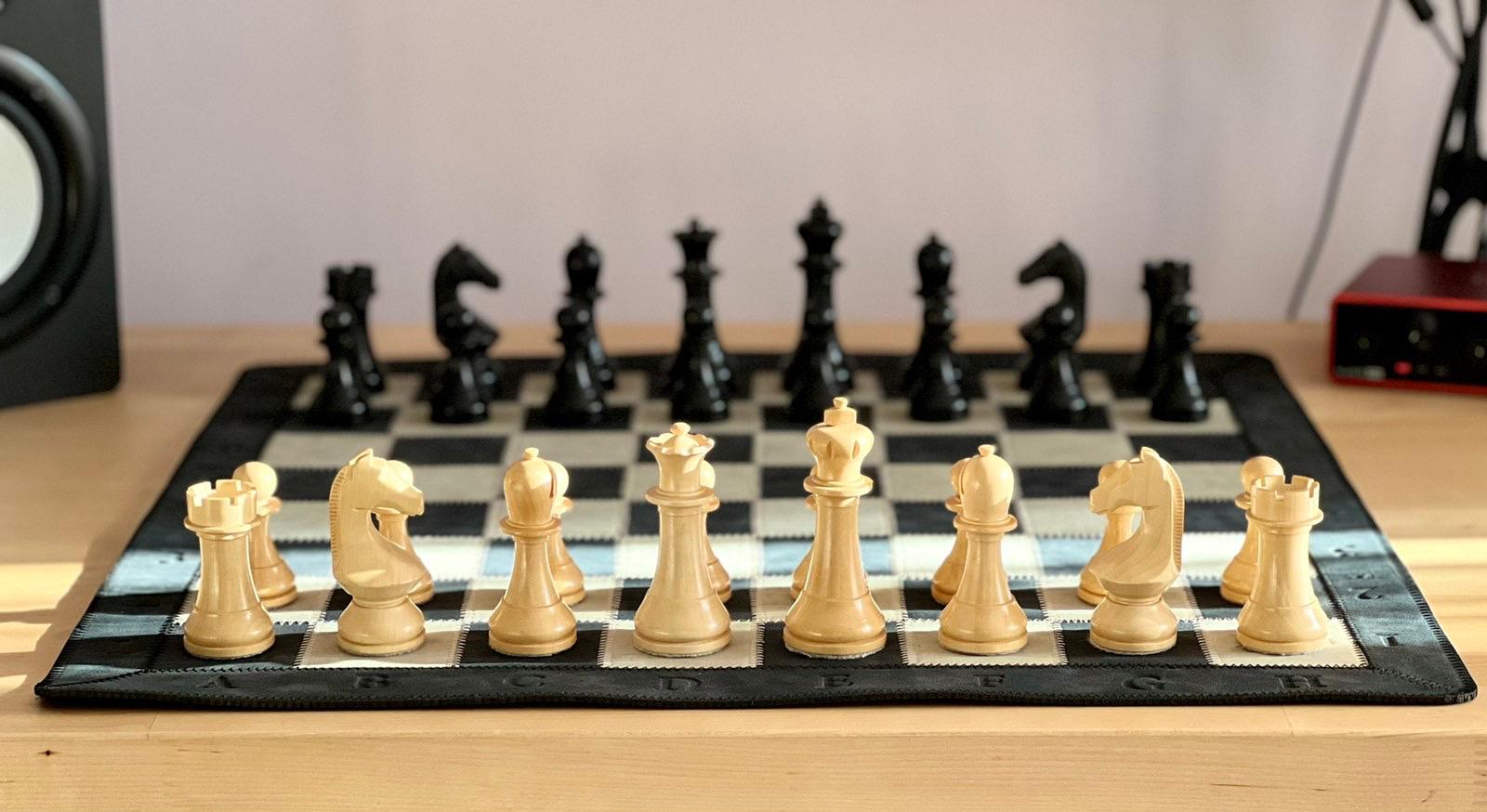 Standard Flat Tournament Chess Board (FIDE) - Henry Chess Sets