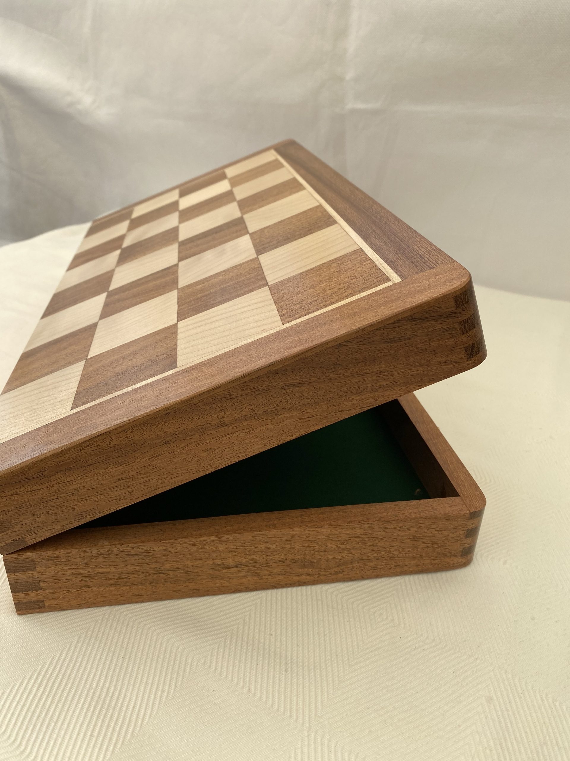 ChessBaron SALE! Chess Sets, Boards, Computers, Backgammon, (213) 325  6540