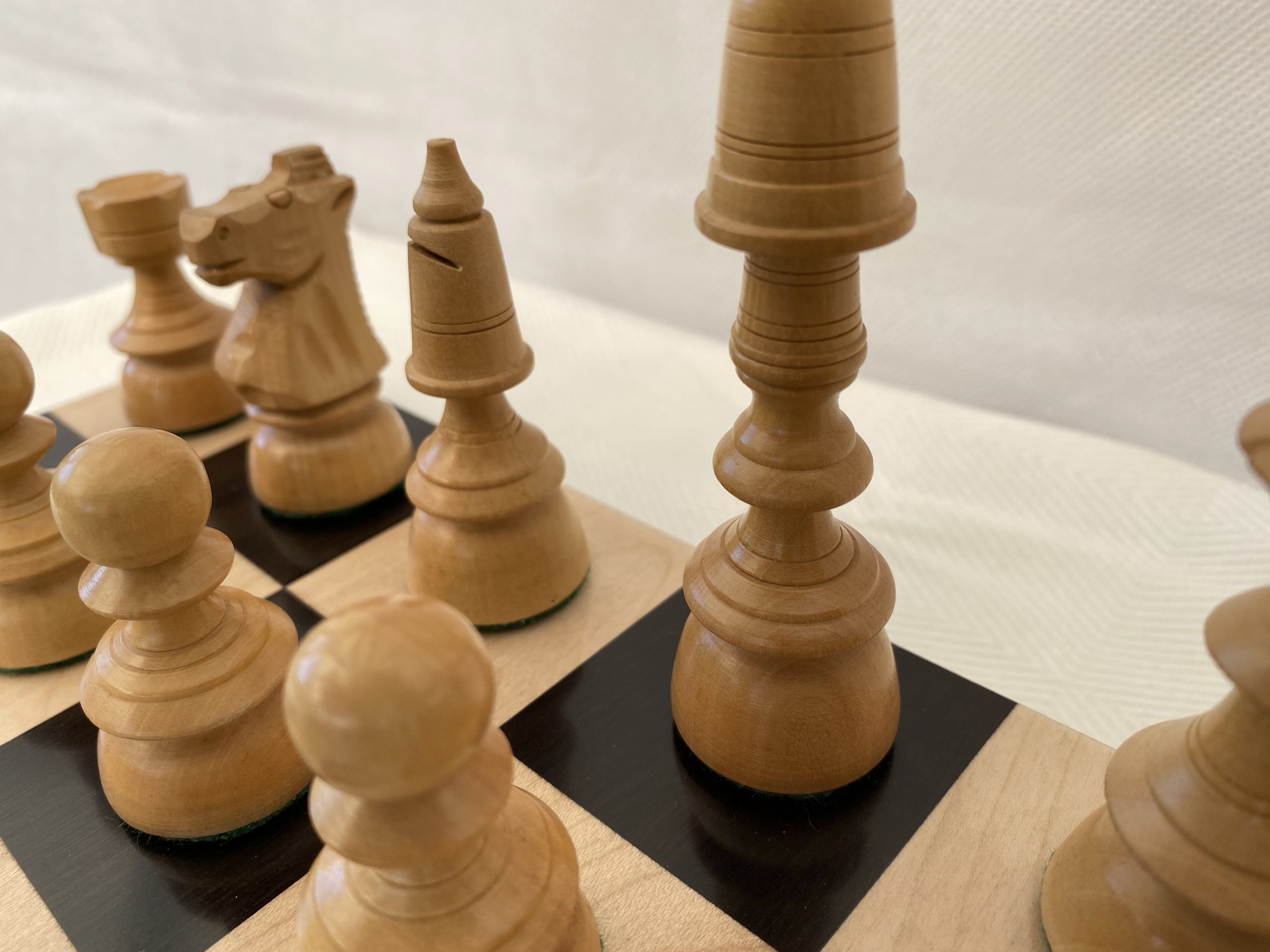 The Arabian - Triple Weighted Ebony Chess Pieces - ChessBaron Chess Sets  USA - Call (213) 325 6540