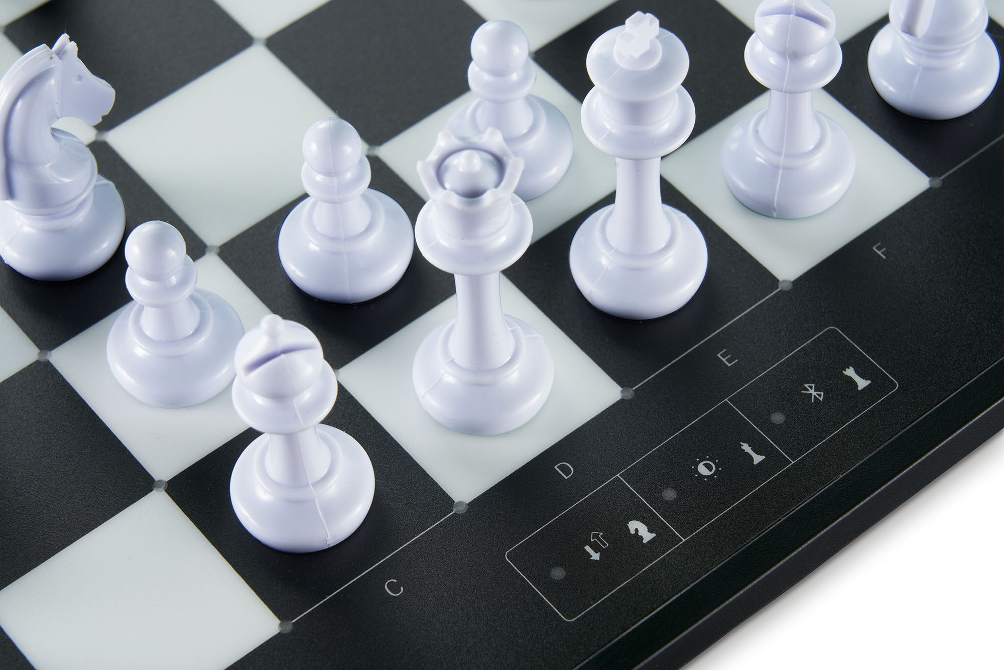  Millennium eONE Electronic Chess Board - Play Online. USB and  Bluetooth Enabled. Autosensing Pieces - Electronic Sensor Board with Real  Pieces - MIL841 : Toys & Games