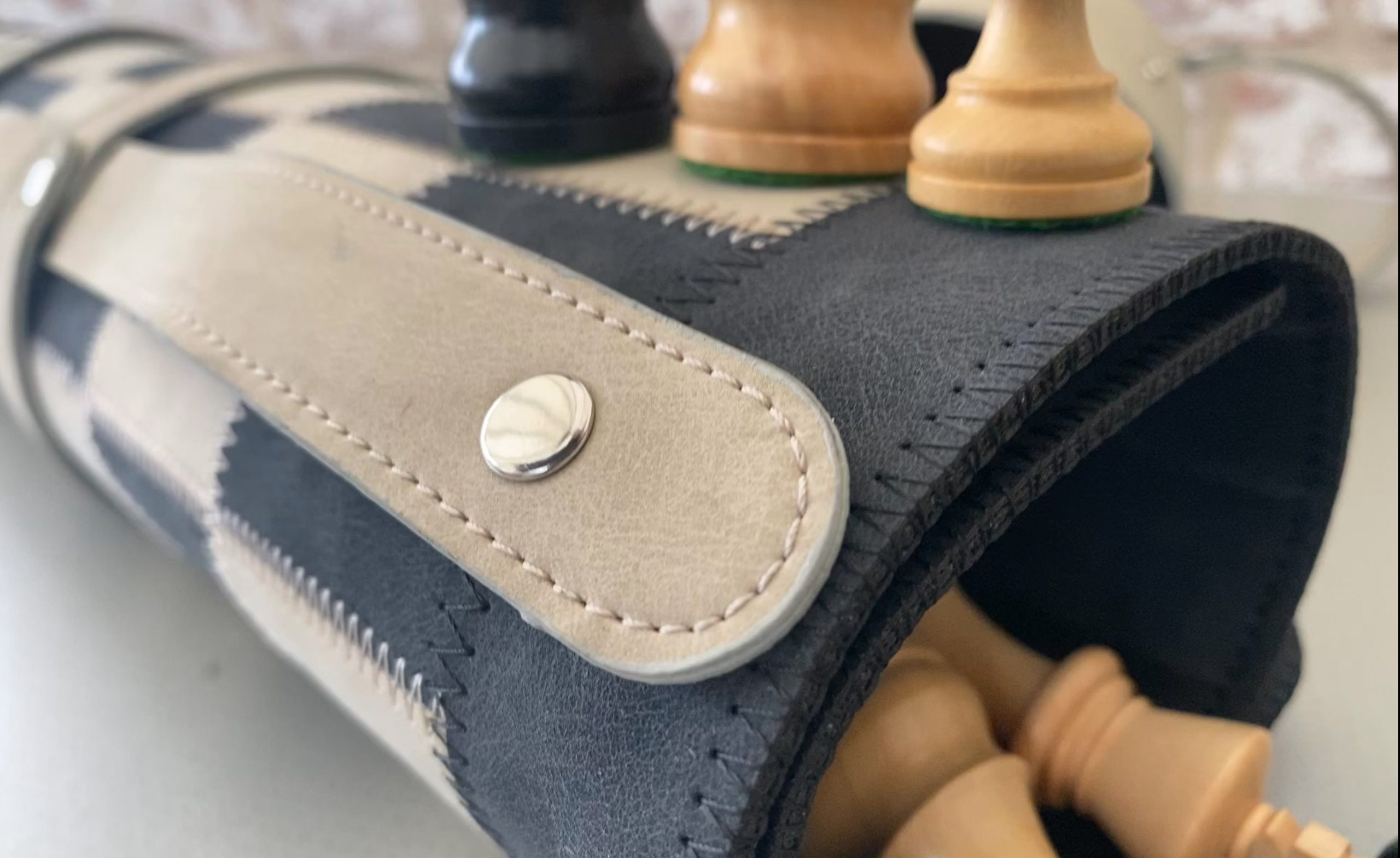 Rollup Thick Leather Chess Case, Mat and Weighted Chess Pieces