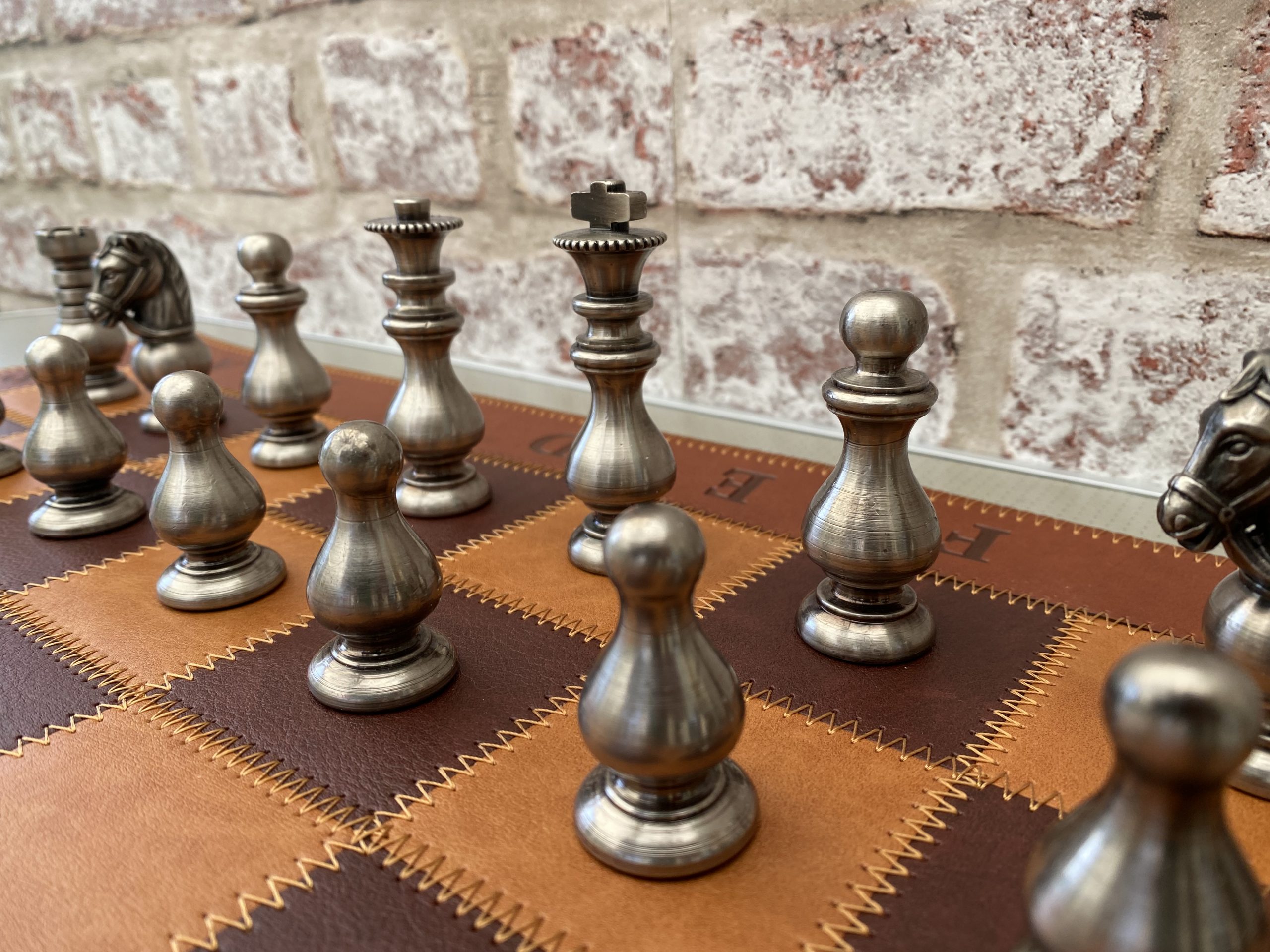 ChessBaron SALE! Chess Sets, Boards, Computers, Backgammon, (213) 325  6540