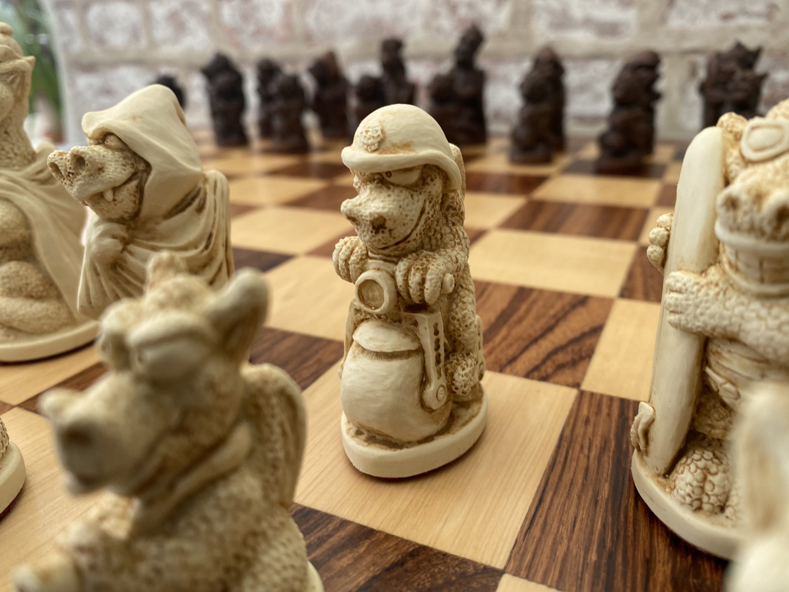 Chh Dragon Chess Set