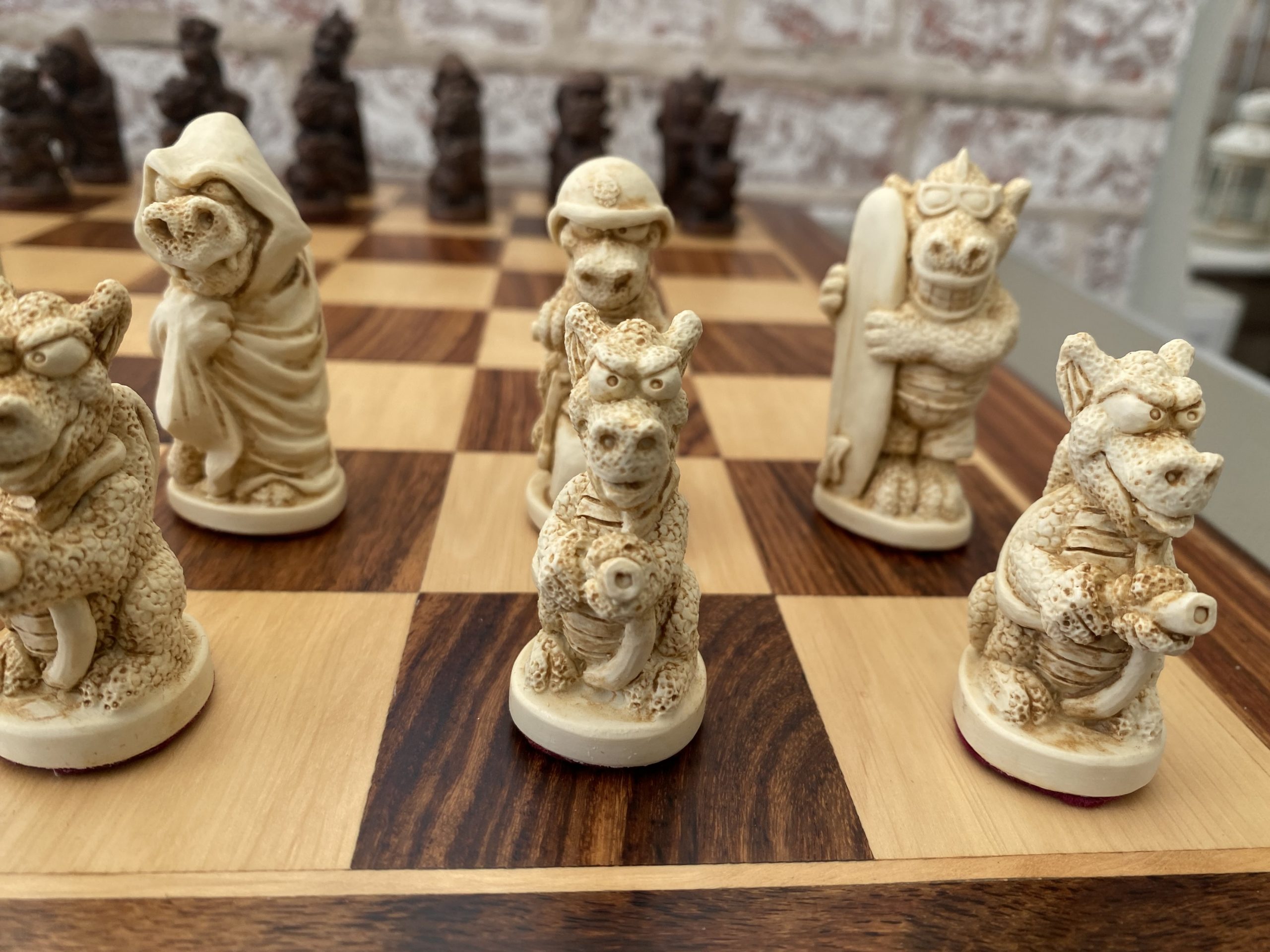  CHH Dragon Chess Set : Toys & Games