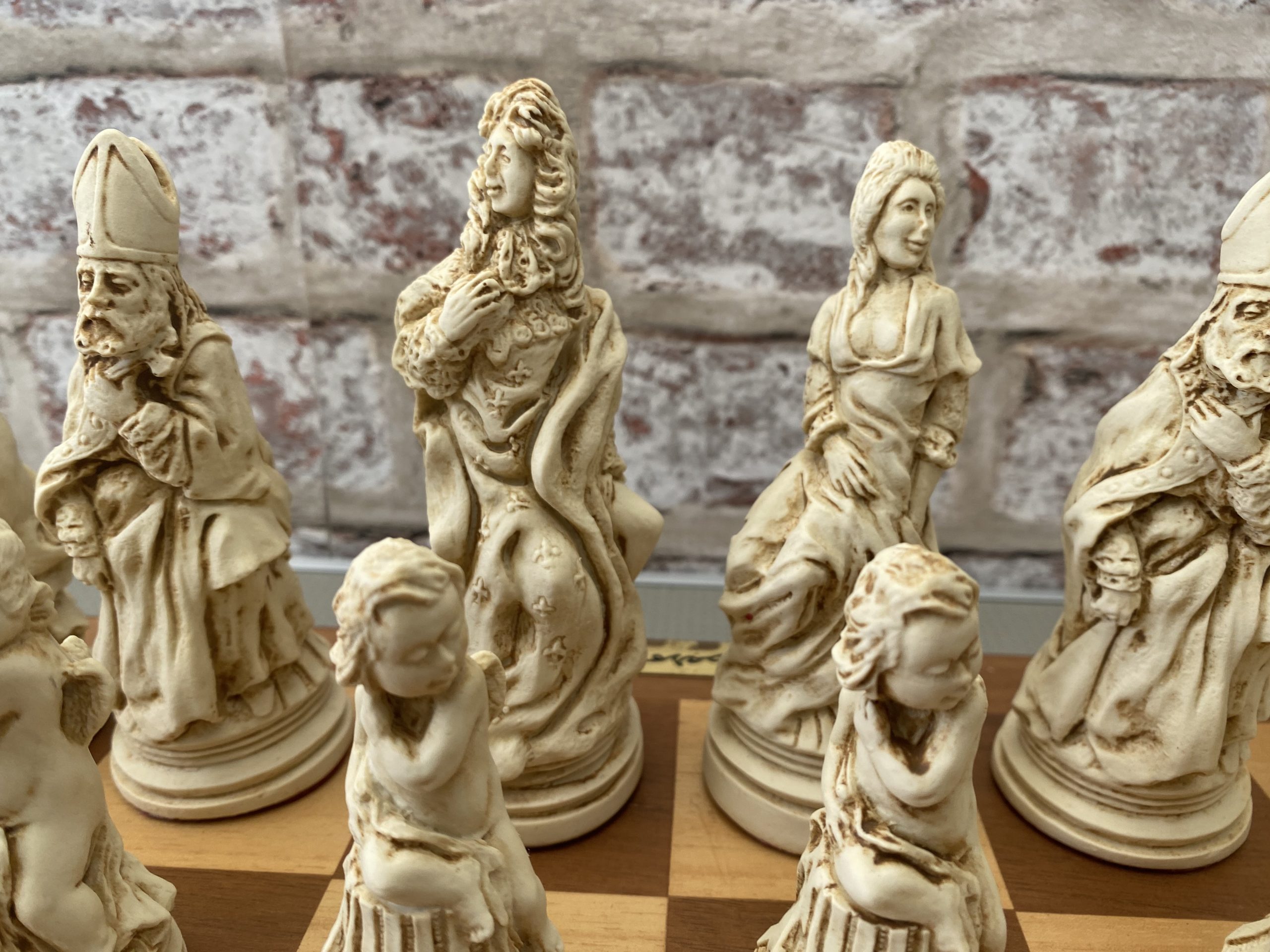 Special Offer Price Chess Set Louis Xiv Design in an Aged 