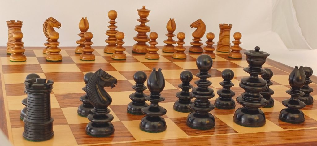 John Calvert Chess Set in Ebony - ChessBaron Chess Sets USA - Call (213 ...