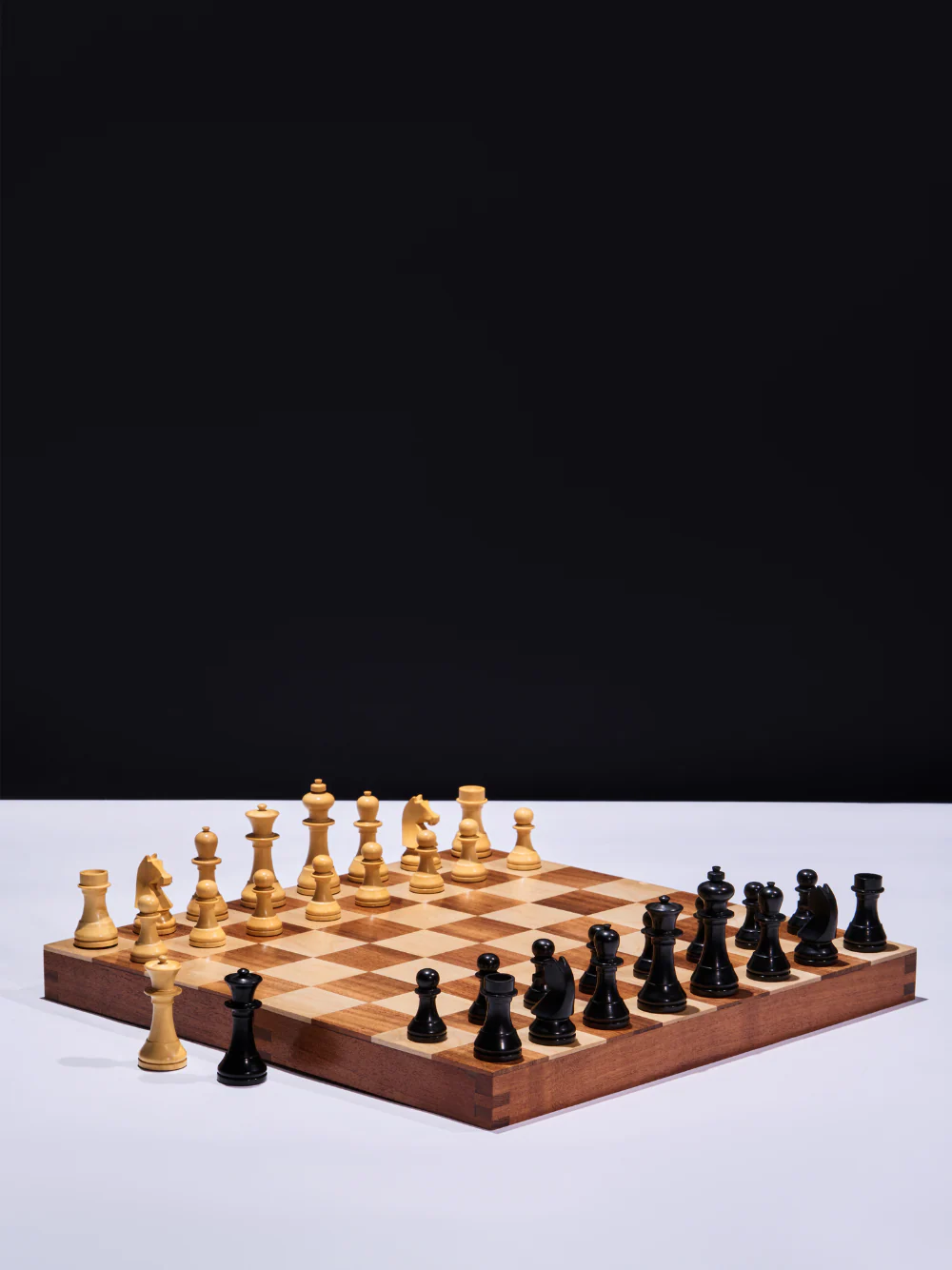 The World Chess PRO Edition 14" Travel Set