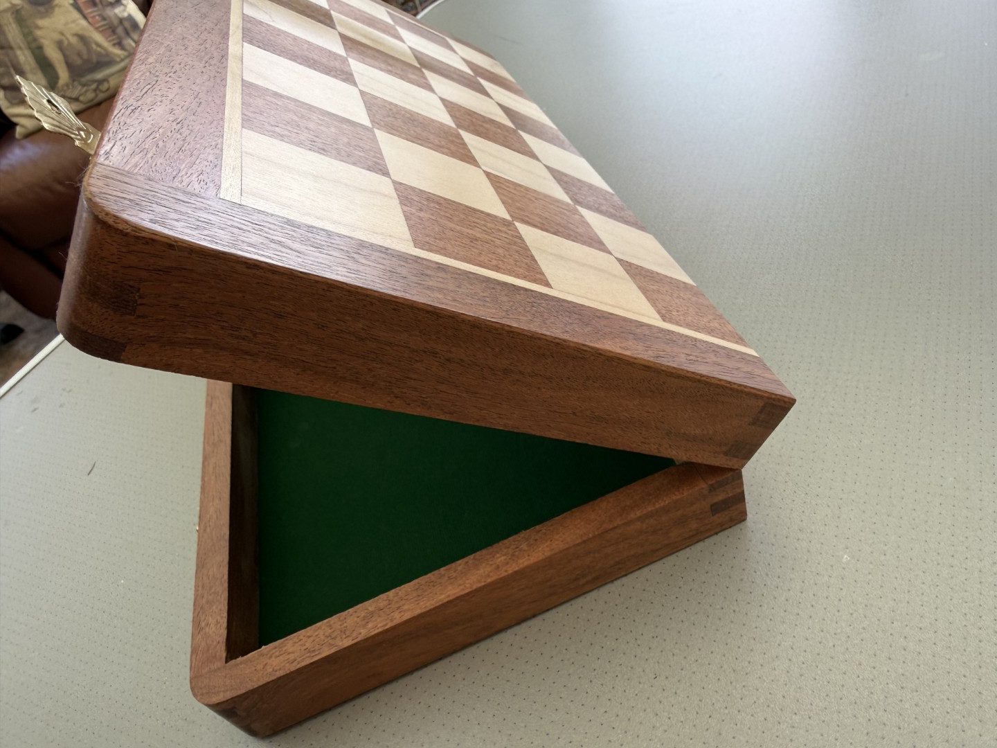 Complete Staunton Chess Set with 12" Board Case and Stone Chess Pieces - Image 4